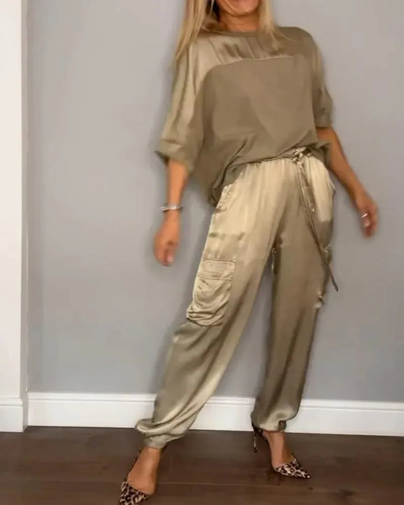 Conjunto cargo fluido y elegante