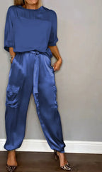 Conjunto cargo fluido y elegante